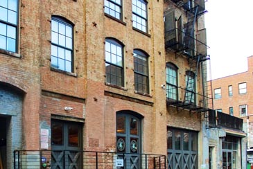 195 Plymouth Street Building Exterior